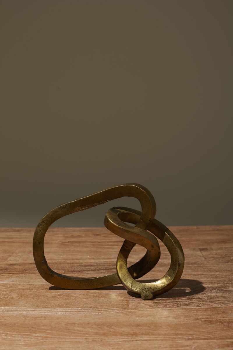 Nudo Sculpture