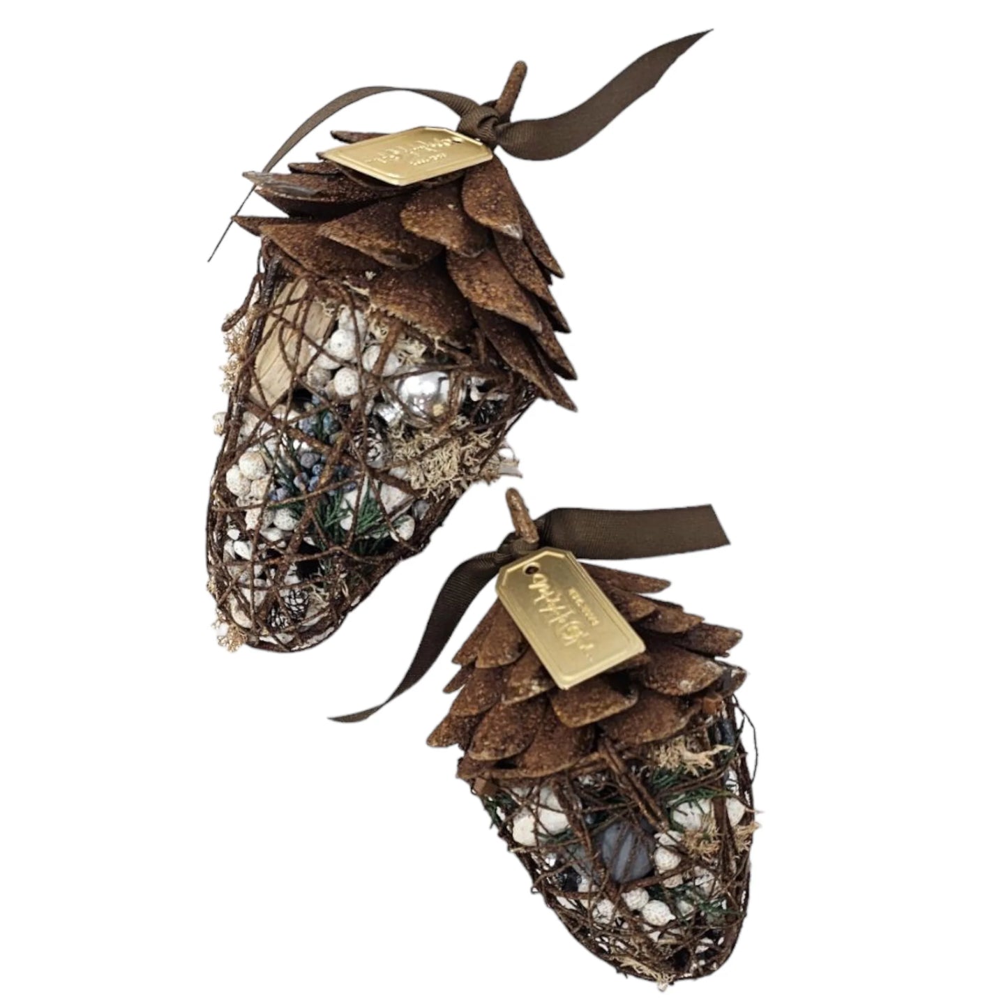 Log Cabin 6" Pine Cone Pomander