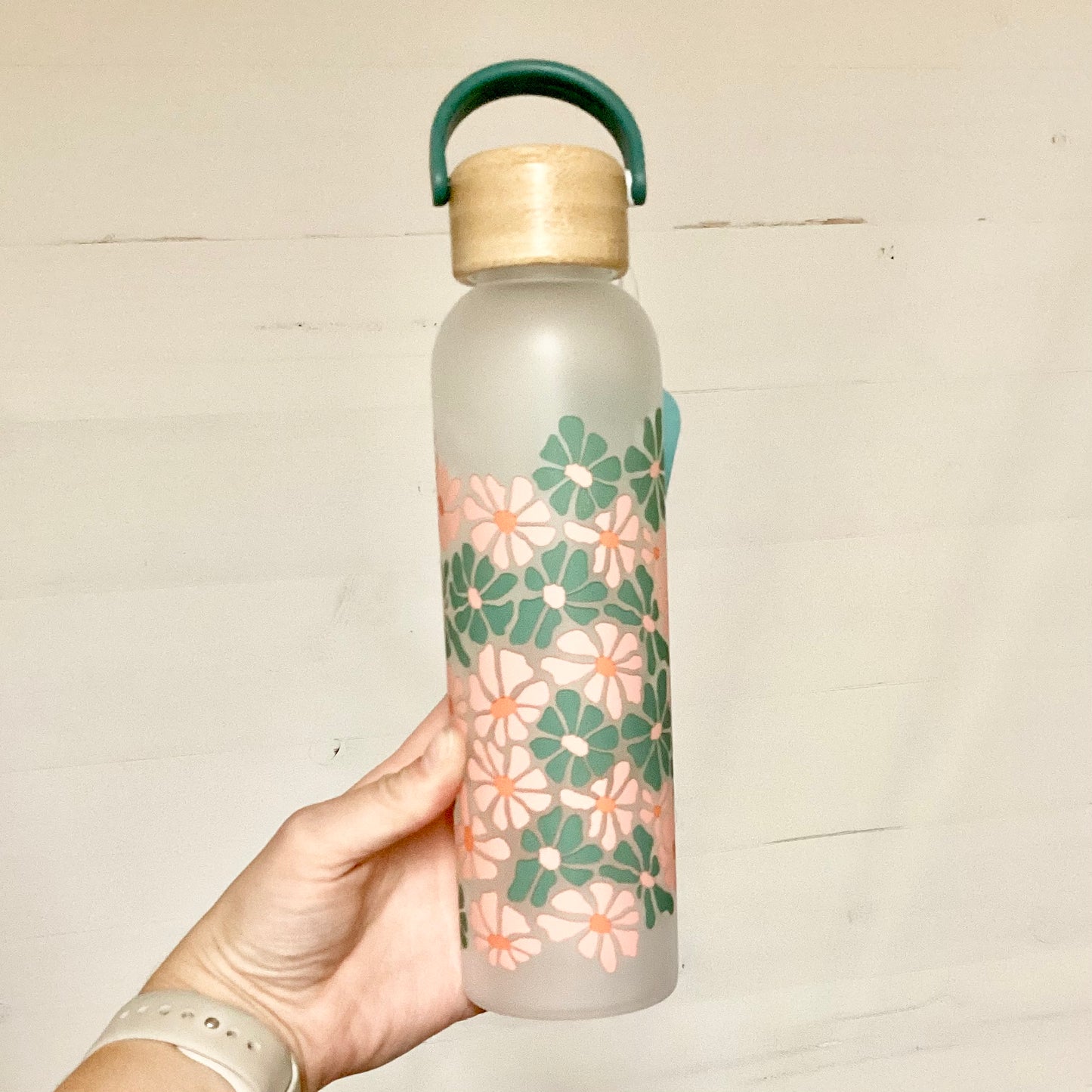 Daisy Maze Glass Water Bottle