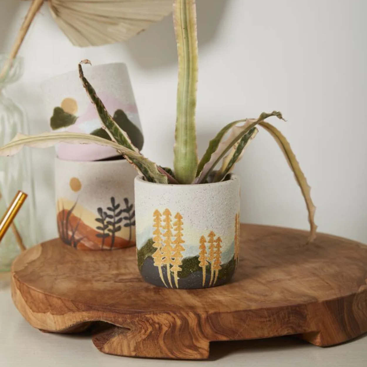 Decorative Planters & Country-Style Pots – The Market at Copper Creek