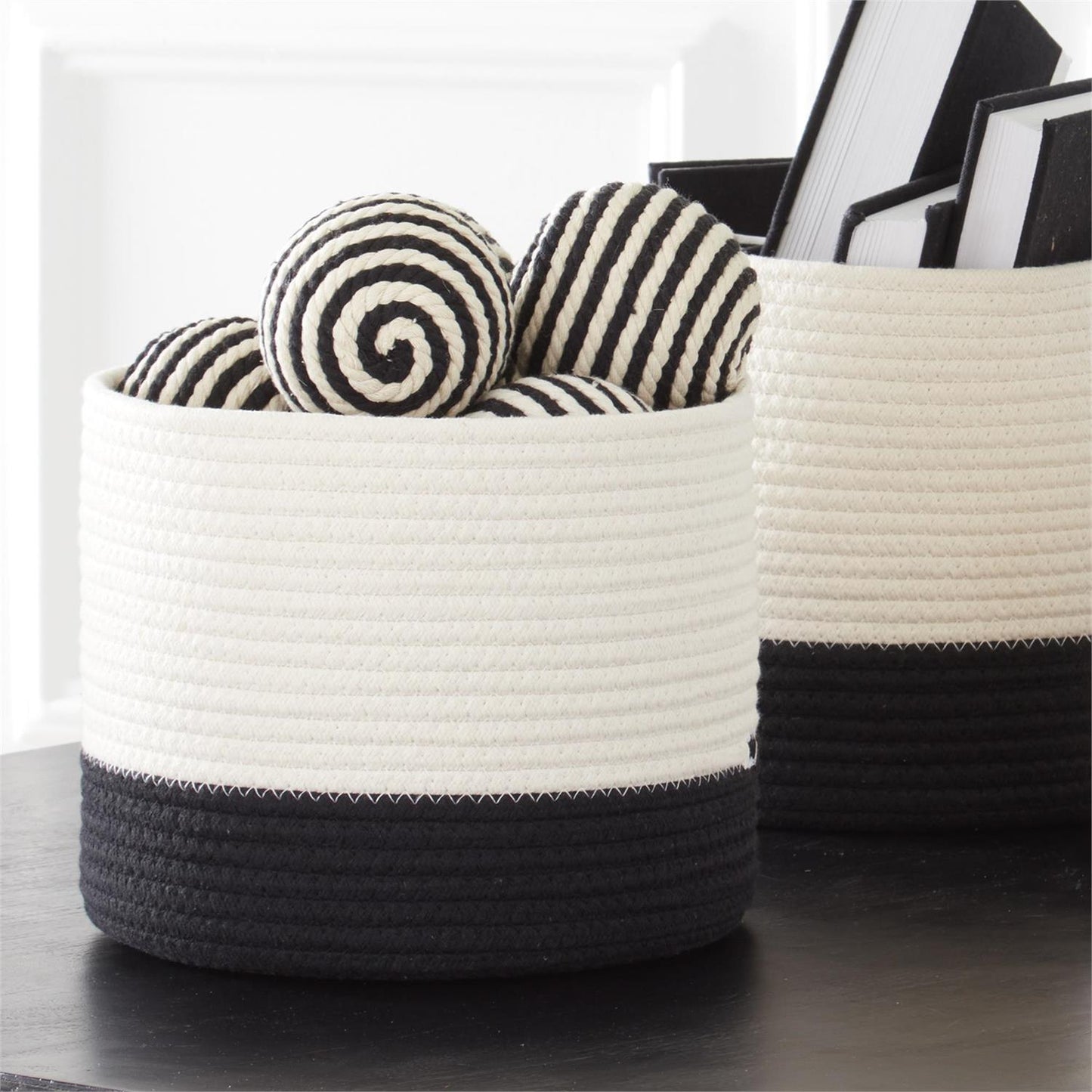 3.75 in. Black & Cream Seagrass Ball