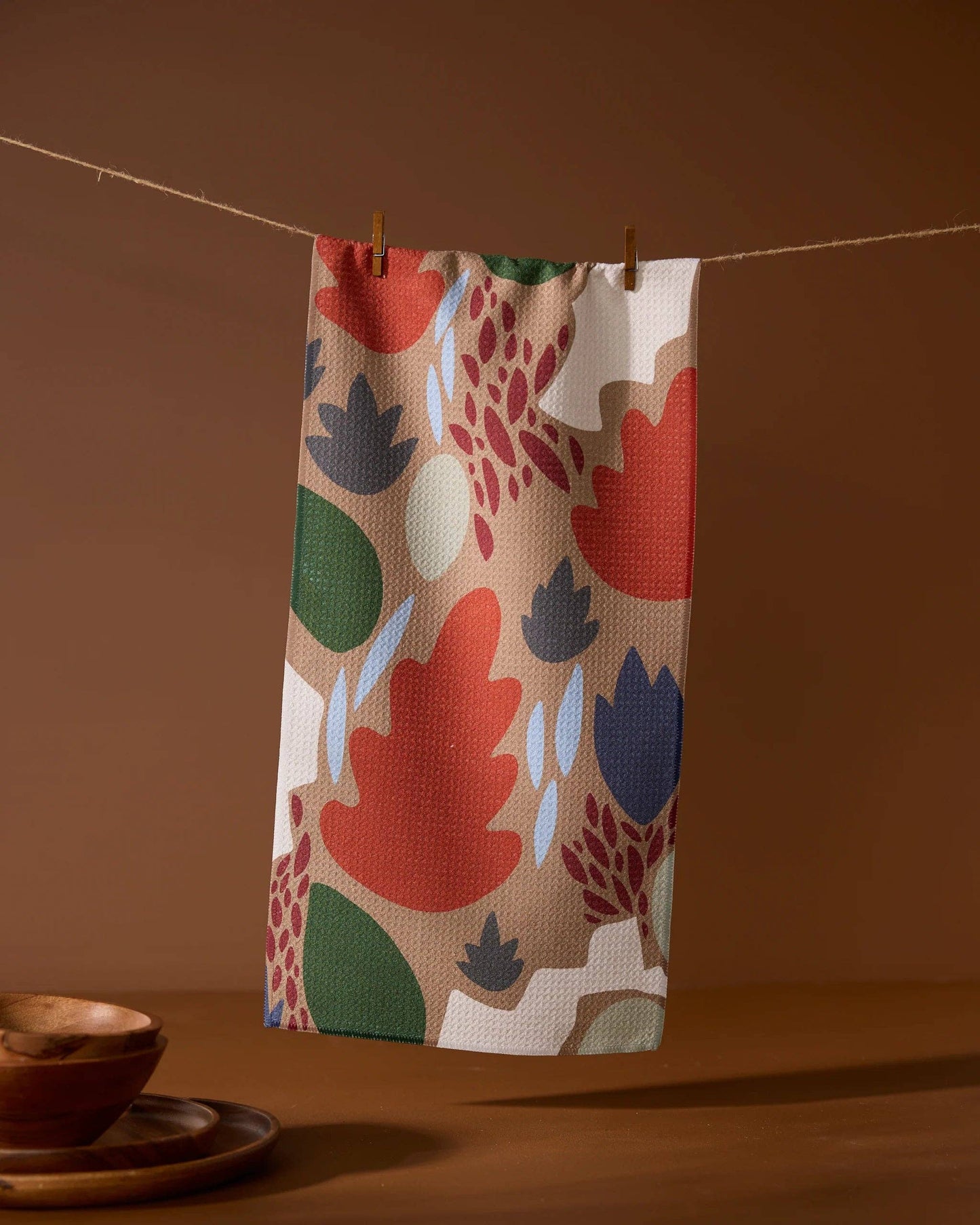 Cut Paper Leaves Mocha Bar Towel