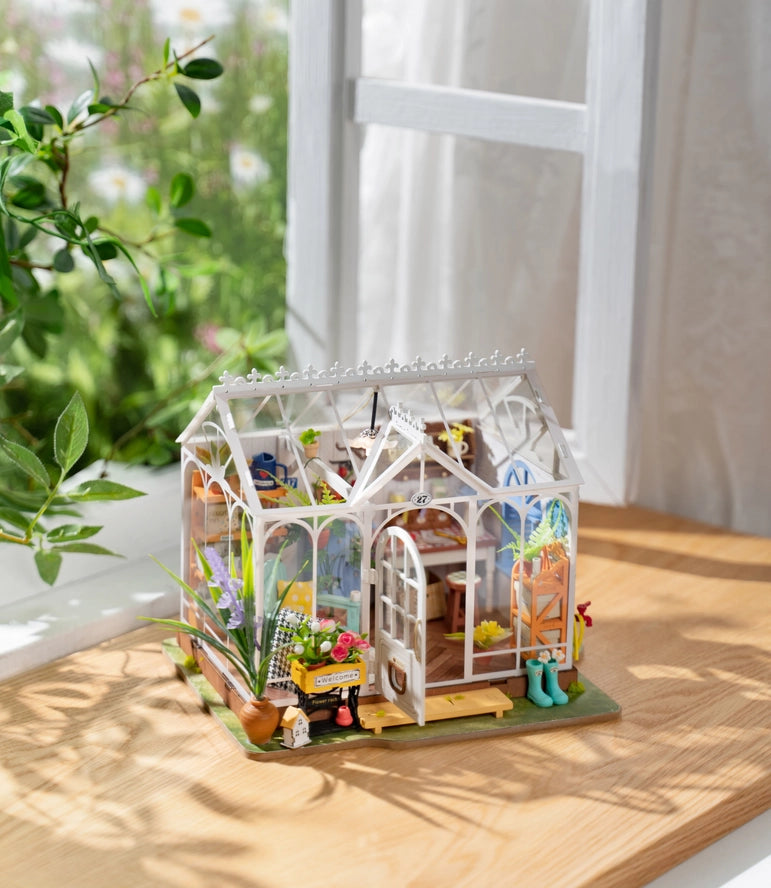 Dreamy Garden House DIY Mini Kit