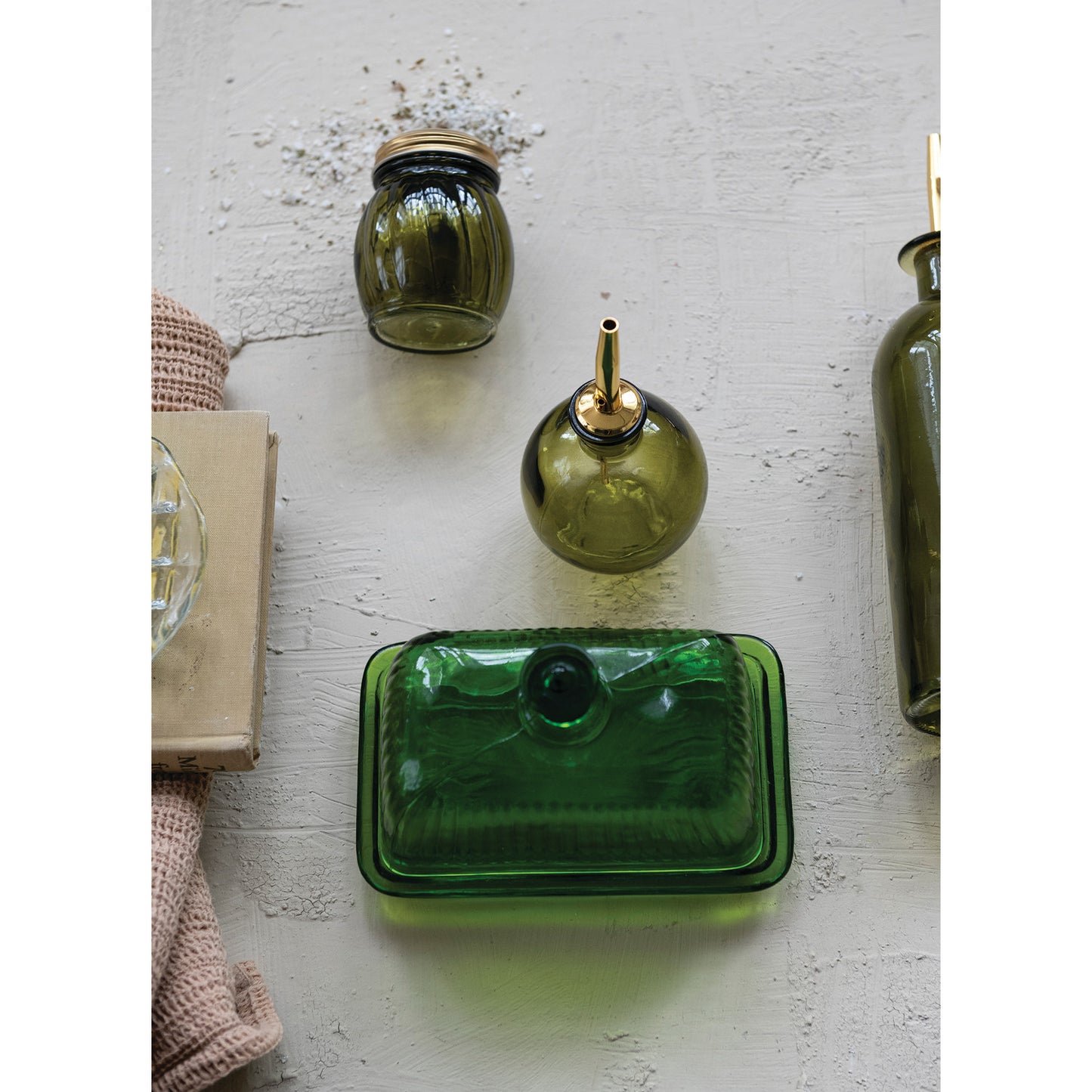 6-1/2"L x 4"W x 4-3/4"H Pressed Ribbed Glass Butter Dish