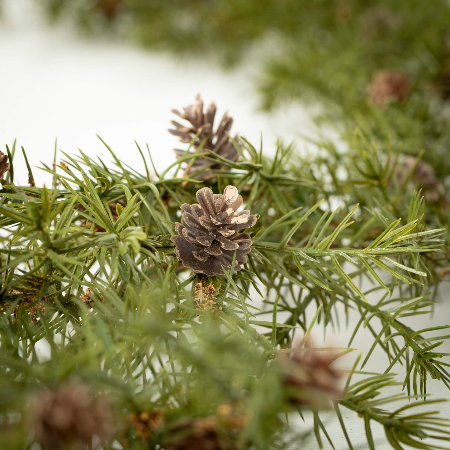 Cedar Garland w/ Pinecones