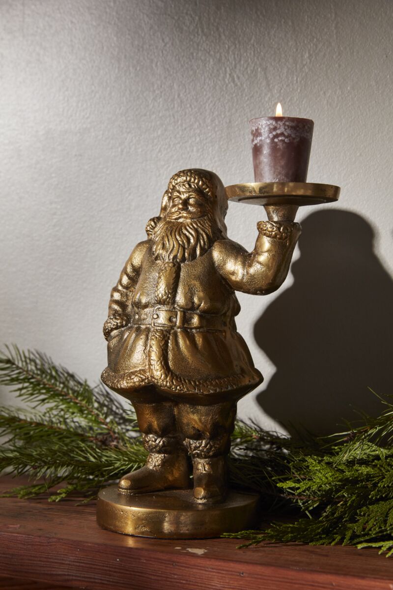 Saint Nick Figurine